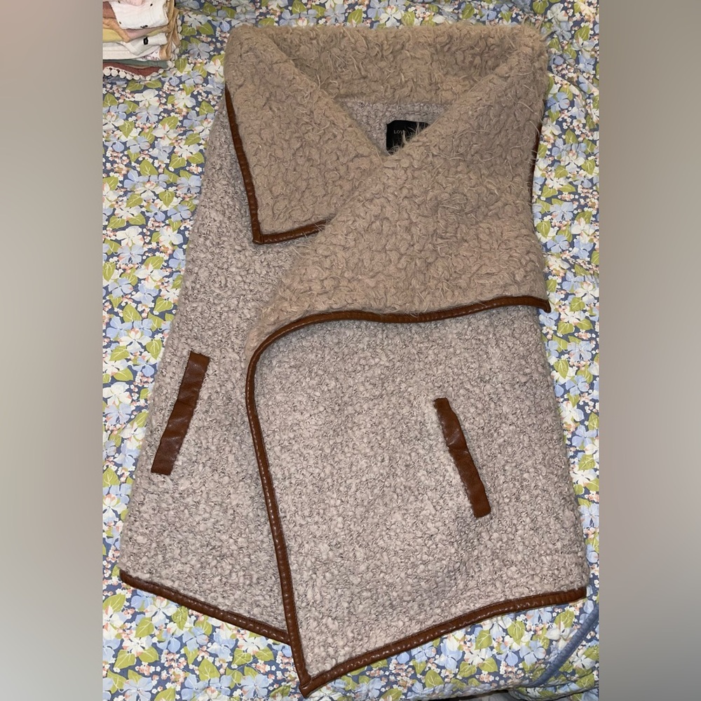 Love Tree winter vest-jacket. Size small. No tears or stains. Gently used.